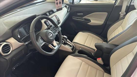 NISSAN VERSA 1.6 16V FLEX EXCLUSIVE XTRONIC NISSAN VERSA 1.6 16V FLEX EXCLUSIVE XTRONIC